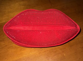 Rhinestone studded lips handbag