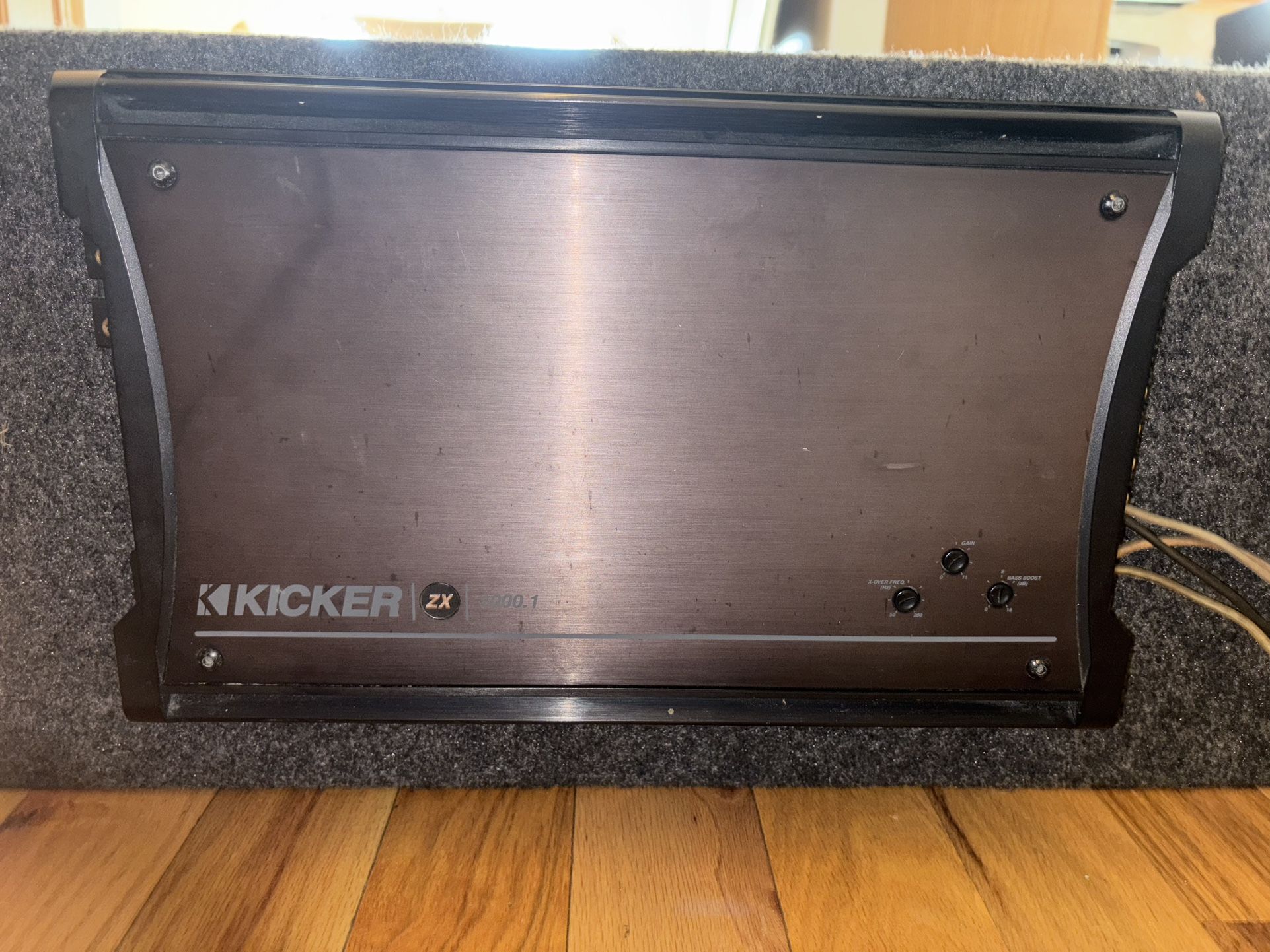 Kicker ZX 1000 watt Amp 1 channel.