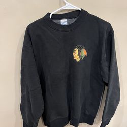 Chicago Blackhawks Salem Sportswear Sweatshirt Vintage Size Large  Some bleach spots 