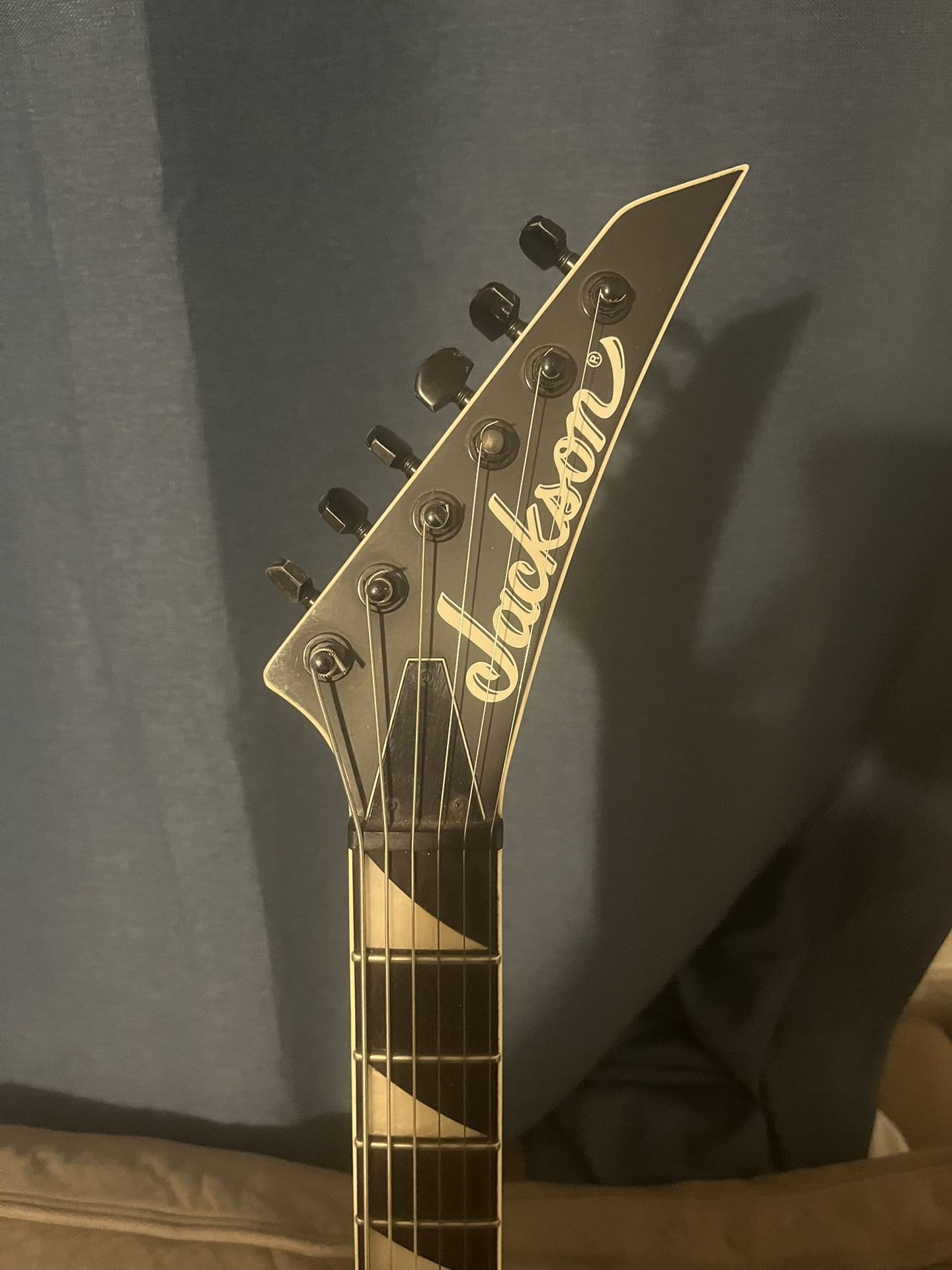 Jackson JS22 6 String
