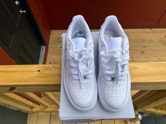 Nike Air Force 1 GS size 6.5