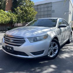 2013 Ford Taurus