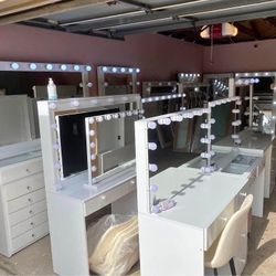 Glam Vanity Set Same Day Delivery No Money Down No Credit Need 0% Interest