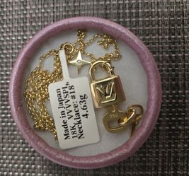 REAL Necklace brandnew