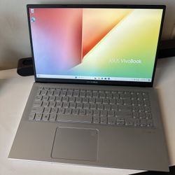 Asus sonic master i5, 12GB ram, 256gb SSD