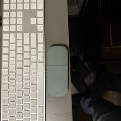 Microsoft Ark Mouse And Apple Keyboard. Both Wireless, Bluetooth