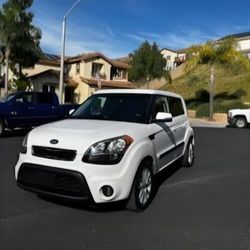 2012 KIA SOUL + 