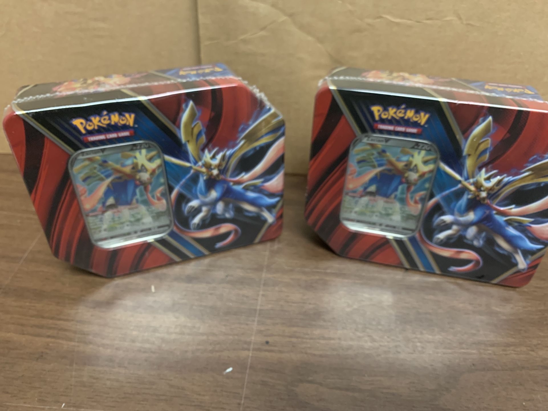 Pokémon Zacian V Tin
