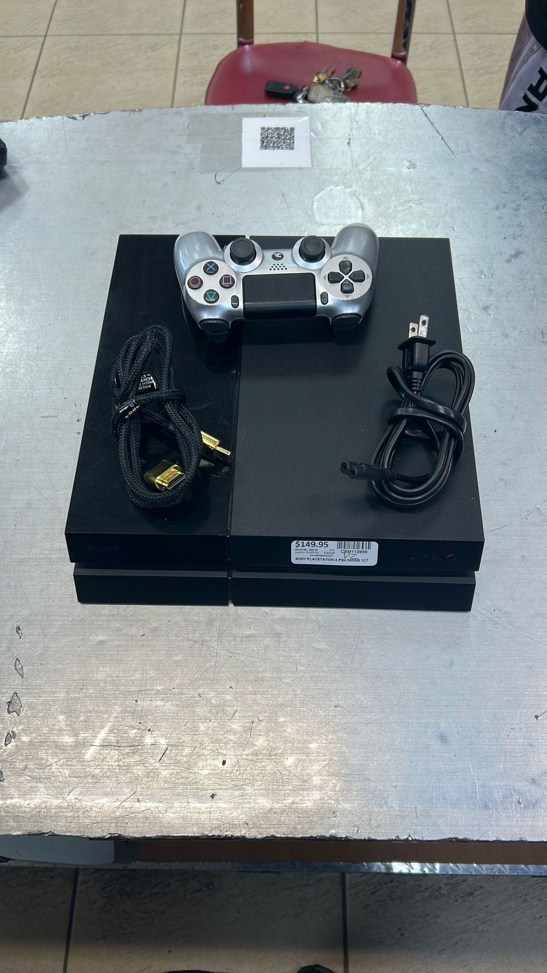 PS4 500gb With Controller And Cords