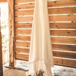 Wedding dress 