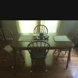 Solid Oak Kitchen Table With Four Chairs