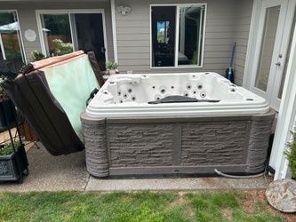 $7,000.00 hot tube from Costco for $500.00