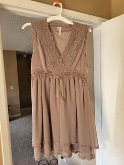 3 CUTE WOMEN'S DRESSES