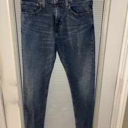Levi's Men's 512 Jeans in a medium or light wash 31x34