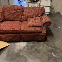 FREE CUSTOM ETHAN ALLEN RED/GOLD SOFA