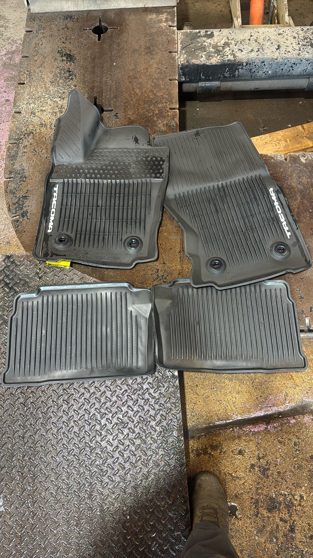 24 Tacoma mats