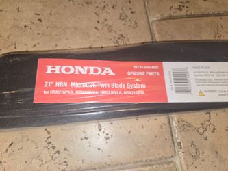 new sealed honda 21 in. HRN Mower Microcut Twin Blade Set