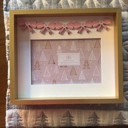 Pink Bow Picture Frame And Bag set
