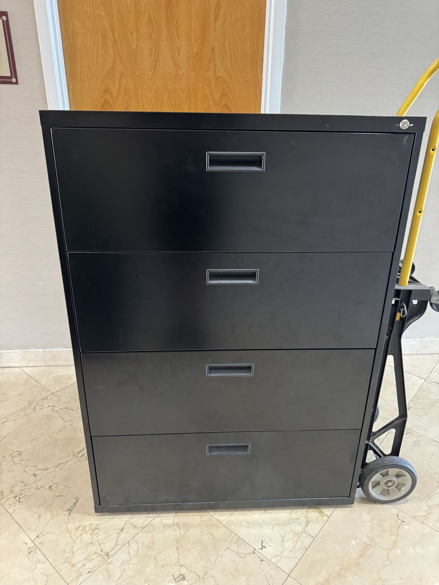 Filing Cabinet With Key 