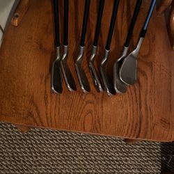 Ping i3-Plus 6-7-8-9-PW Irons White Dot With Ping Senior Flex Graphite Shafts And New Grips 