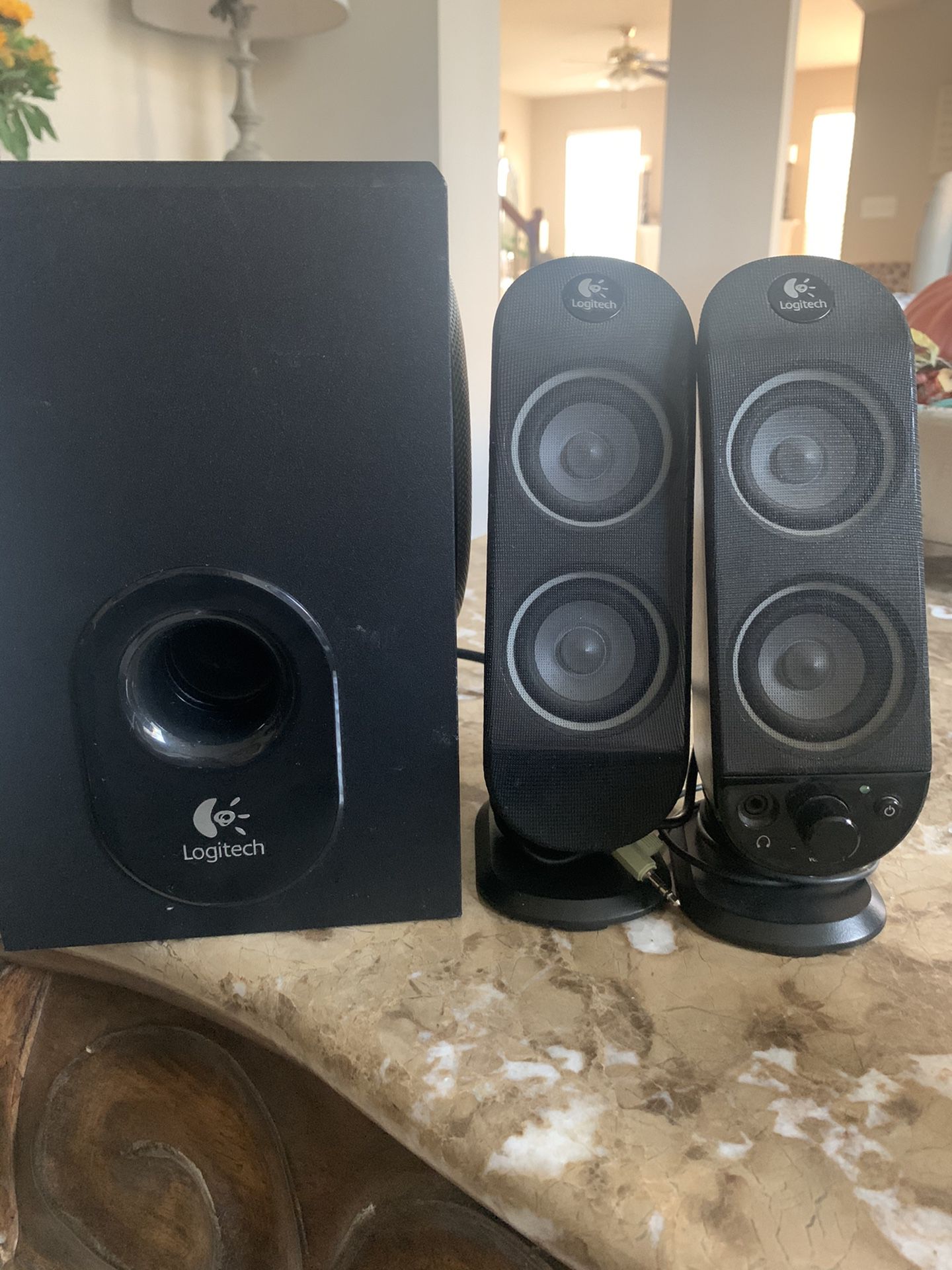 PPU 12/3 FREE Logitech Piece Dual Drive Speakers with Ported Subwoofer