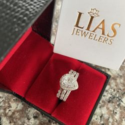 New 18k White Gold Wedding Ring Set 