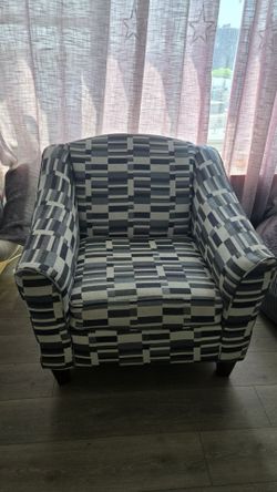 Single Accent Chair / Armchair – Black, Gray & White Pattern