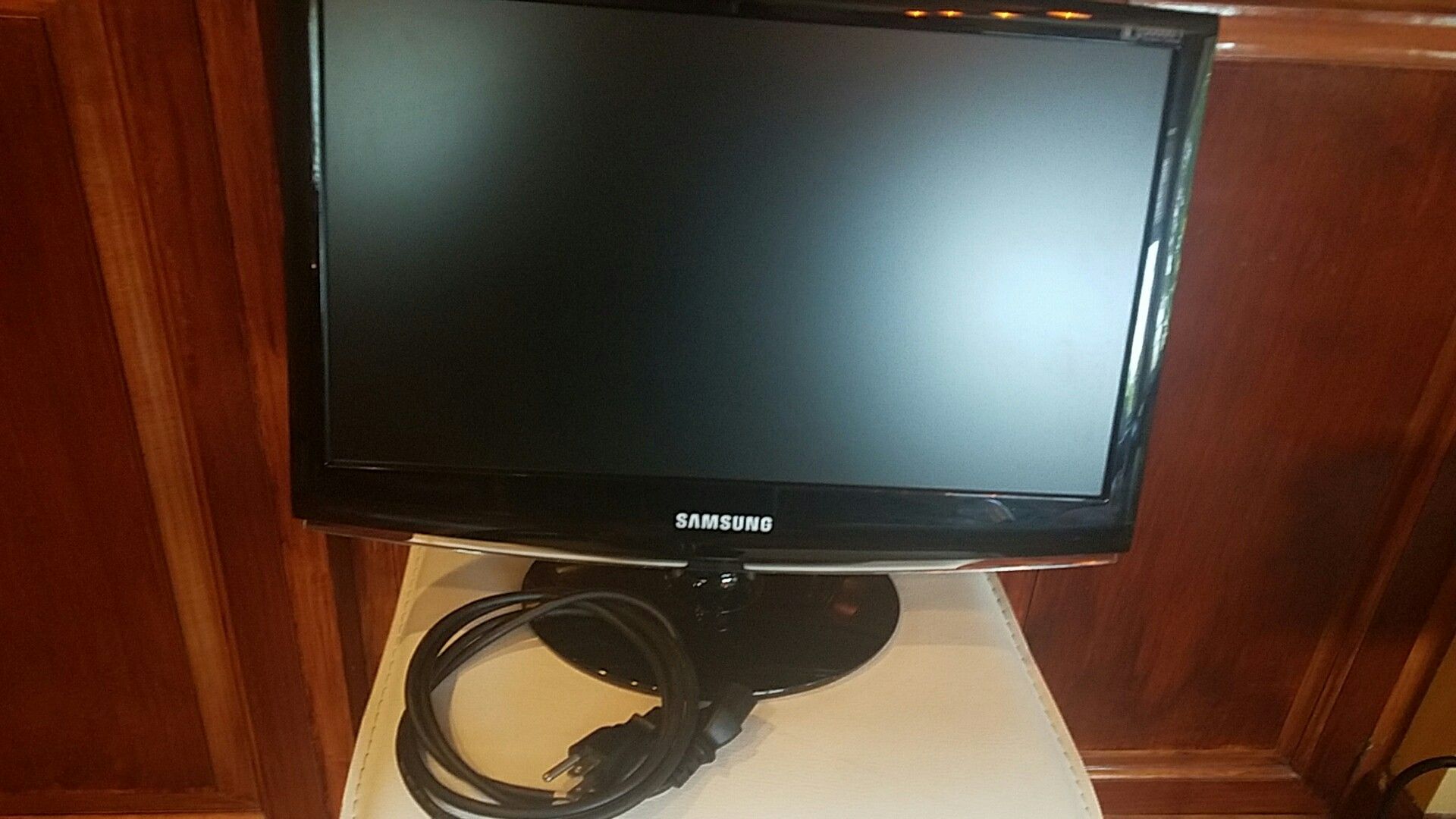 SAMSUNG Sync Master 933