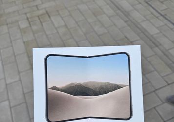 IPHONE DUO 1 TB WHITE OR BLACK APPLE WATCH