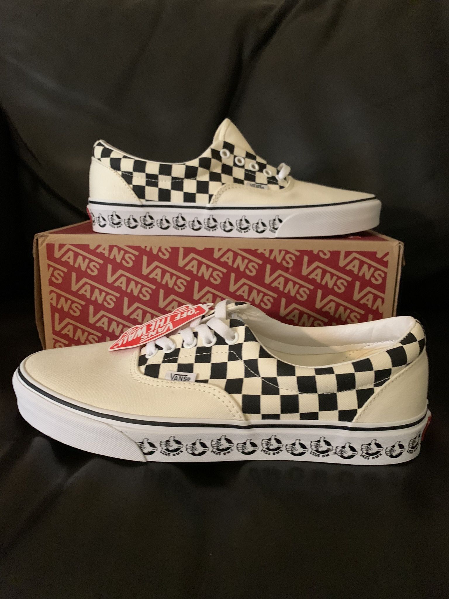 Vans Men’s 10.5 Brand New In Box Never Worn 