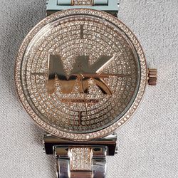 Michael Kors Women's TwoTone Watch Perfect Mother's Day 🎁❤️🎁