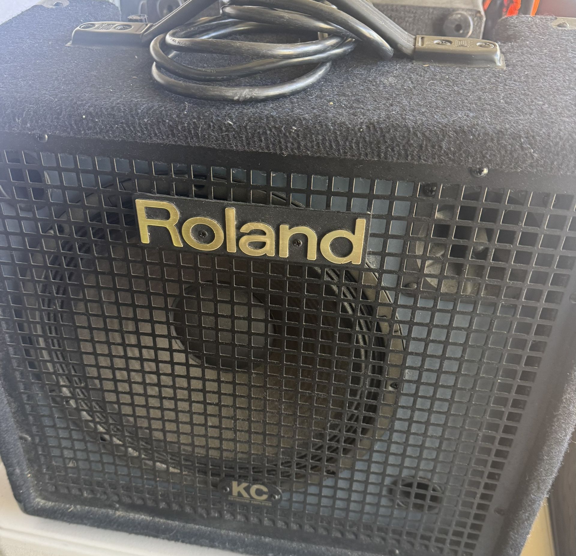 Roland KC-150