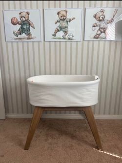 Delta Children Aero Bassinet