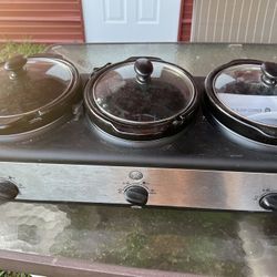 One 3 crock slow cooker and one air fryer all for one price 