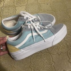 Vans 