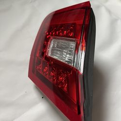 2010-2013 Mercedes E550 E350 Left Side  Inner Tail Light