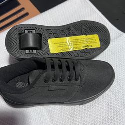 Heelys Size 3