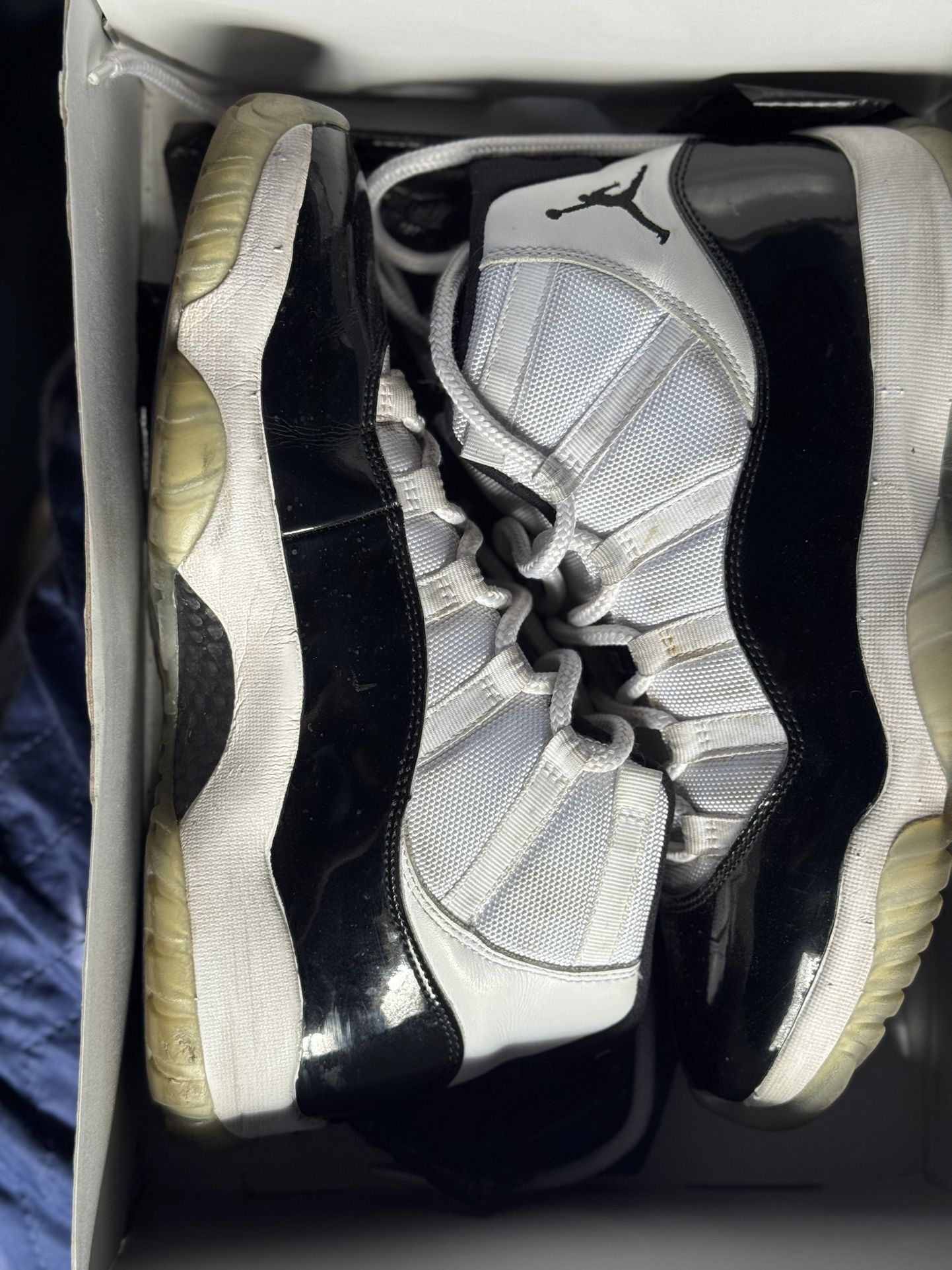 Jordan Retro 11 Concord Size 9.5