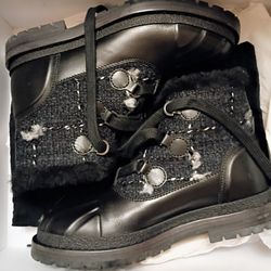 CHANEL  (WOMAN'S BOOTS )