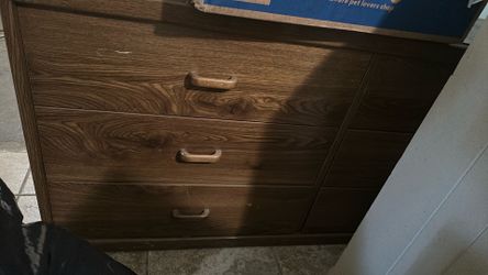 FREE DRESSER NEED GONE BY TODAY MOVE SALE