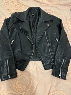 Forever 21 Black Faux Leather Moto Jacket – Size Small