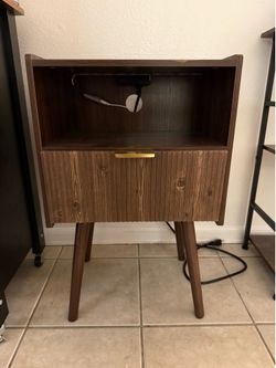 Wooden Side Table/Nightstand