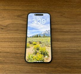 iPhone 15 128gb (unlocked)