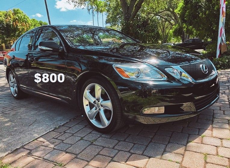 ๐Up for sale $800 Full price 2010 Lex'US GS.๐