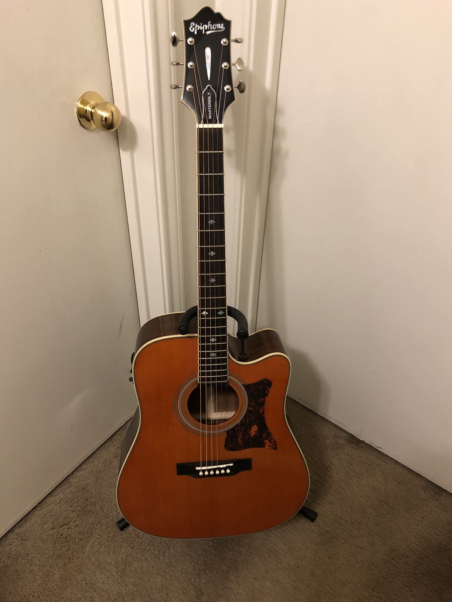 Epiphone Masterbuilt DR-500 MCE Acoustic/Electric