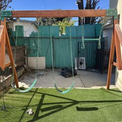 Swing set