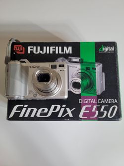 Fujifilm E550 Digital Camera