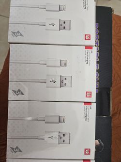 Cable De Carga Para Phone De 6 Pies Paquete De 3 Cable Usb Lingthing Para Apple Phone 14/13/12/11 Promax $5 Dolares Cada Caja