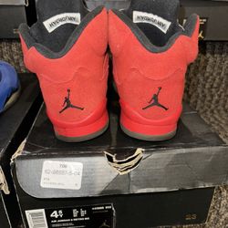 AIR JORDAN RETRO 5 Fire Red 