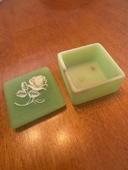 Vintage Incolay White Rose On green or jade Stone Square Jewelry/Trinket Box